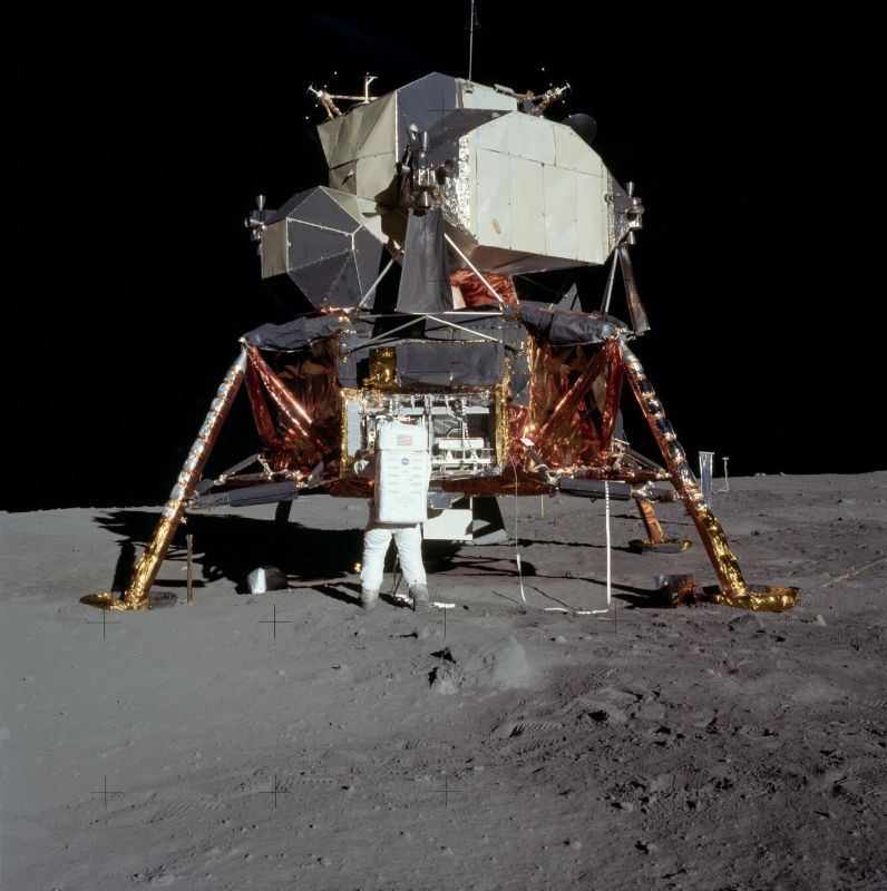 Astronaut analyzing Lunar Lander (Mission to Moon)