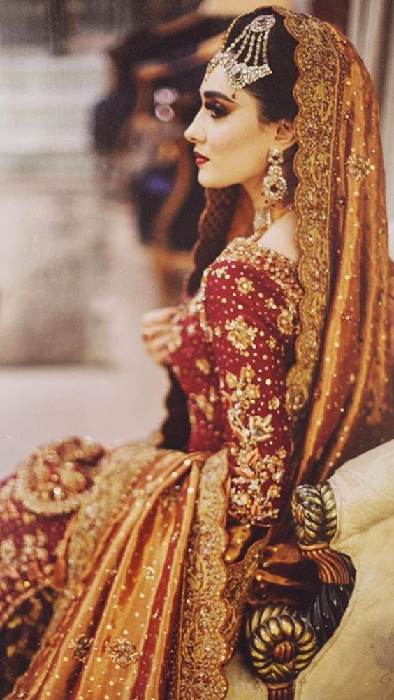 Bride Dressed for Baraat - Pakistani Wedding Traditions | Blurbgeek