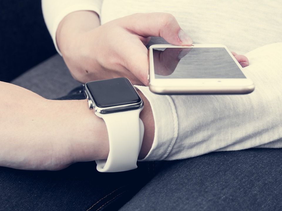 Connecting Smart Watch with Mobile Phone