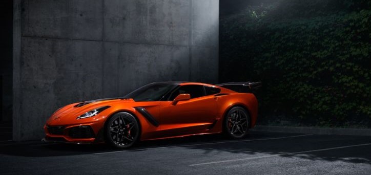 Side View of Chevrolet-Corvette-ZR 1