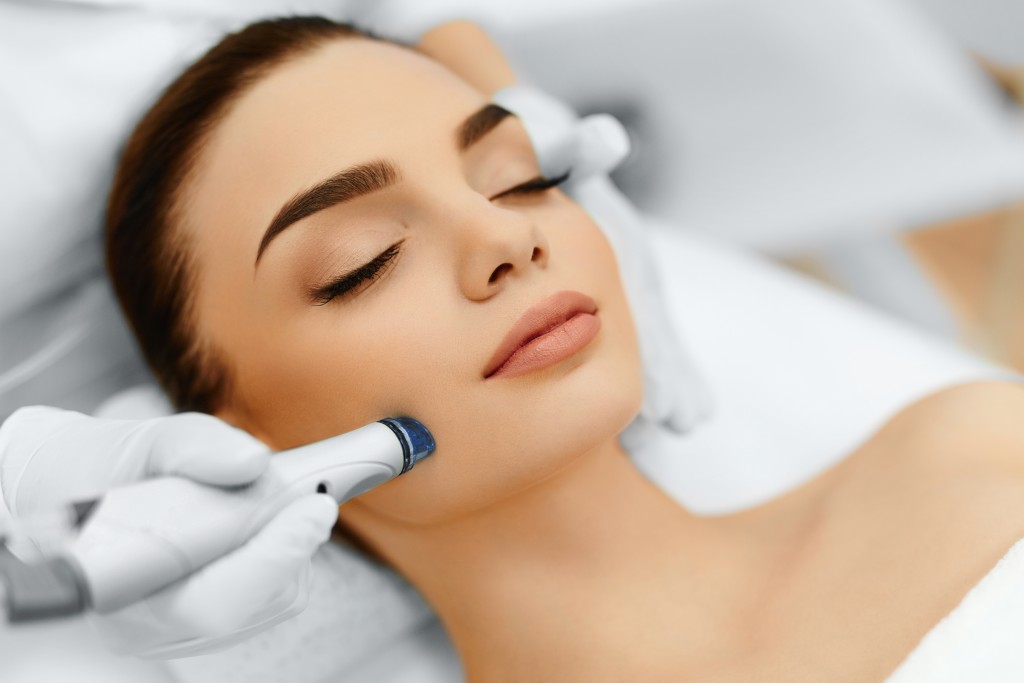 Laser Therapy for wrinkles treatment | Blurbgeek