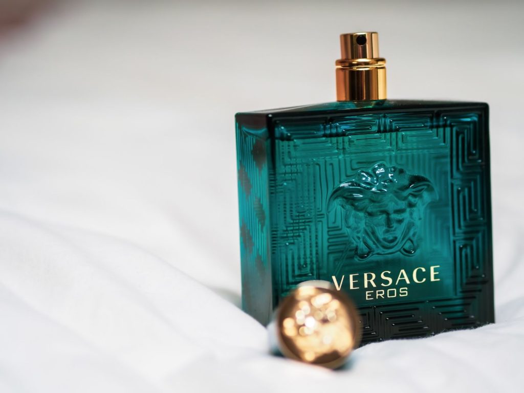 Versace perfume for linen | Blurbgeek