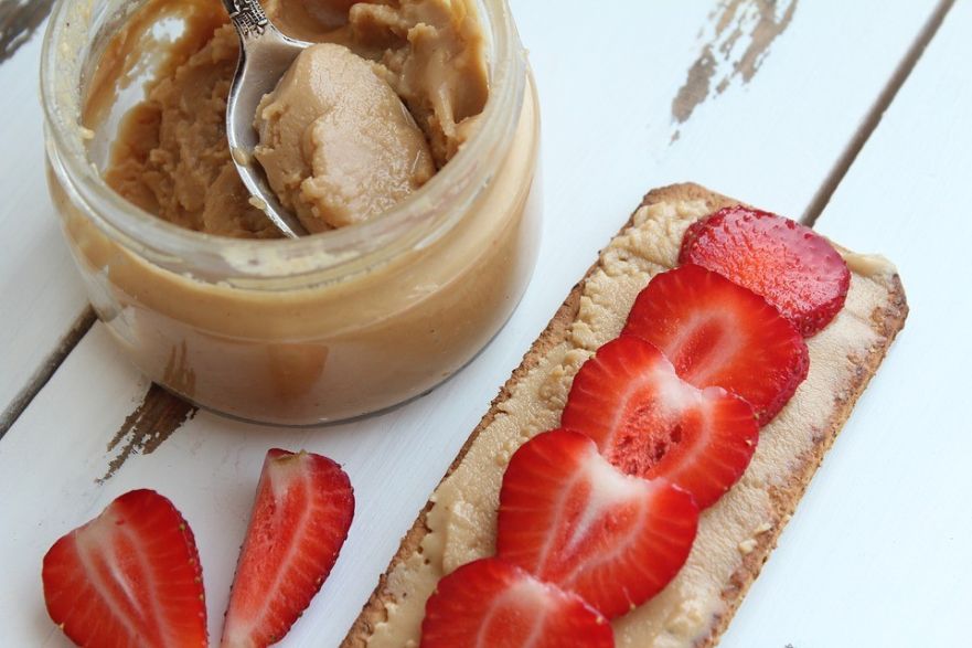 Homemade Peanut Butter | Blurbgeek