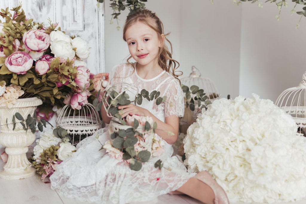 5-Beautiful Flower Girl Dresses for Your Child | Blurbgeek